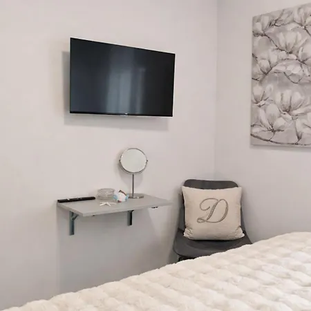 Διαμέρισμα Comfort Lovely Diva 4, Ciovo, Okrug Τρογκίρ